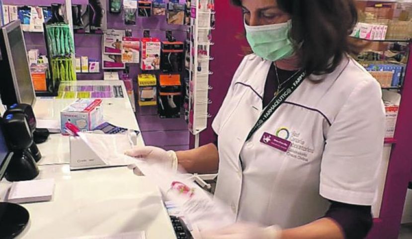 La Gomera: El Cabildo y las farmacias ampl&iacute;an la distribuci&oacute;n de mascarillas