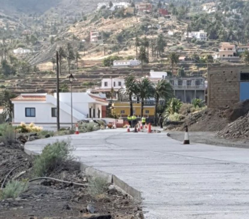 La Gomera: Las obras de la carretera de Alojera obligan a su corte a la playa