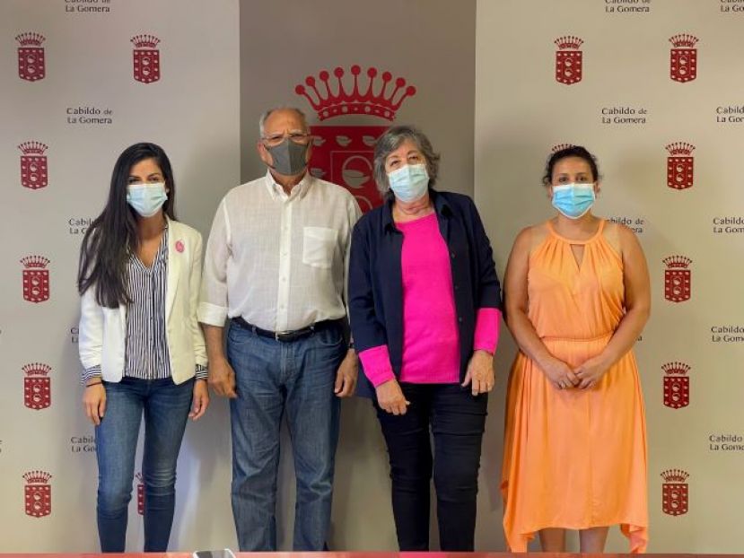 La Gomera: el Cabildo y Ámate coordinan acciones de pacientes con cáncer de mama