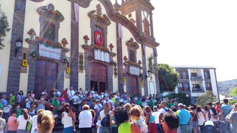 Juntos Por Guía organiza un taller de fabricación de tambores tradicionales