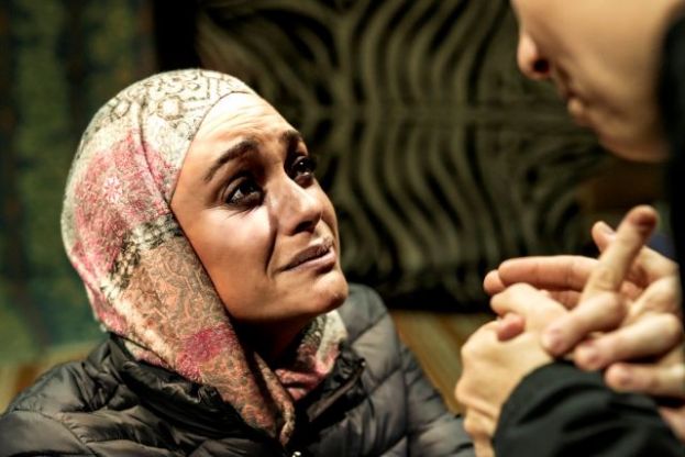 &lsquo;Moria&rsquo;, una obra de teatro inmersivo sobre personas refugiadas en el Espacio La Granja