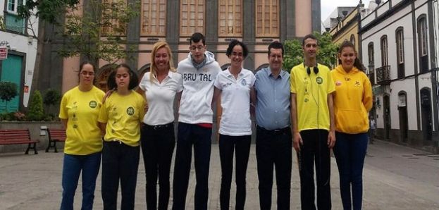 Arucas: Felicitaci&oacute;n a los deportistas aruquenses de nataci&oacute;n adaptada