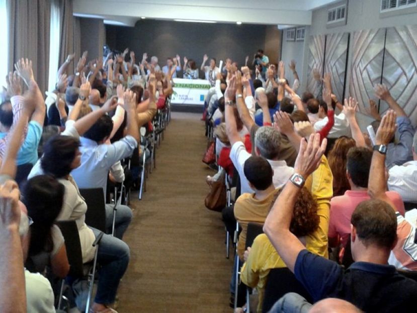 NC aprueba por pr&aacute;ctica unanimidad el acuerdo electoral con el PSOE para el 20D