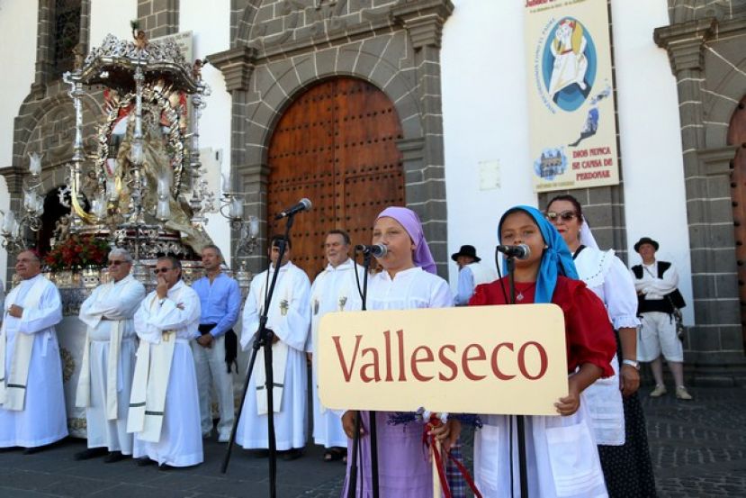 ‘Cestas y Frutas’, la carreta de Valleseco en la Romería del Pino