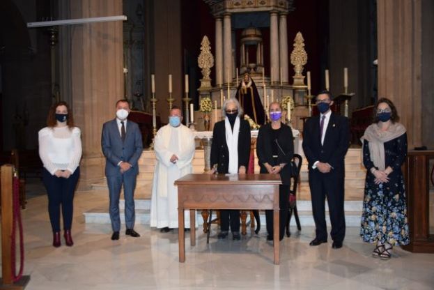 G&aacute;ldar: Rosa M&ordf; Martin&oacute;n pregona la Semana Santa con &ldquo;La Soledad de Mar&iacute;a&rdquo;