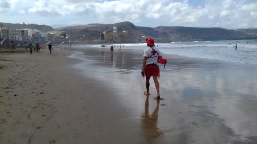 Cruz Roja comunica el balance del &quot;Plan de Playas Canarias 2020&quot;