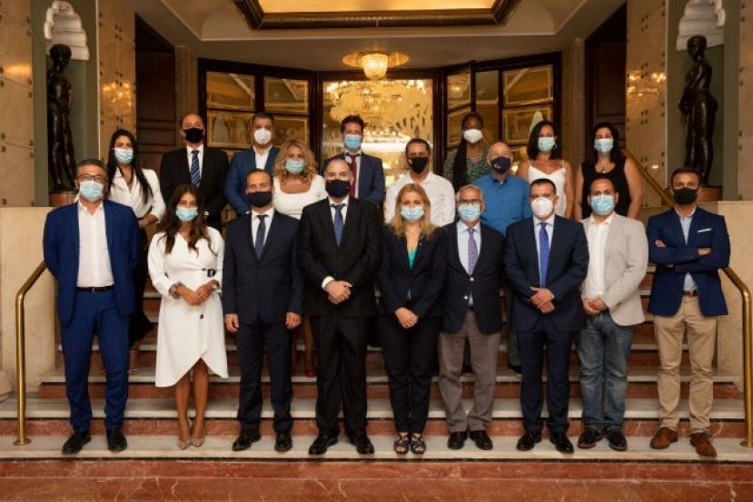 Reunión de Empresarios del Atlántico y Sebastián Grisaleña en el Santa Catalina