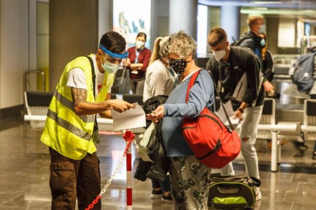 Sanidad continuará con el control de pruebas diagnósticas de COVID-19 de viajeros nacionales que llegan a Canarias