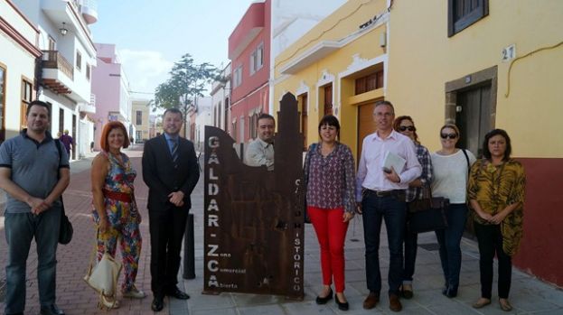 G&aacute;ldar: Visita de la Consejera de Industria, Comercio y Artesan&iacute;a del Cabildo