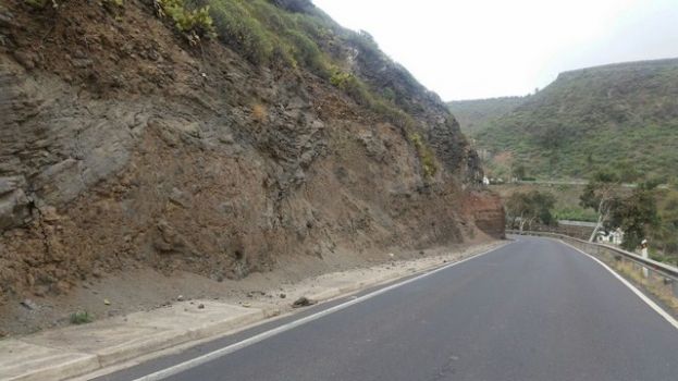 Moya: El Cabildo adjudica las obras de acondicionamiento de taludes