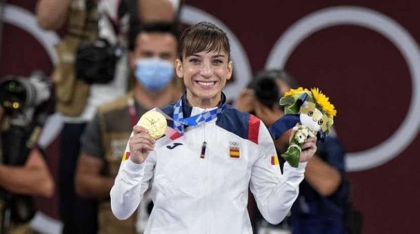 Las mismas medallas, la mitad de oros