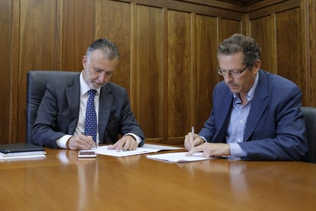 El Cabildo resuelve el contrato de conservación de zonas verdes