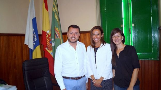 Visita a G&aacute;ldar de la Directora de Valora Gesti&oacute;n Tributaria