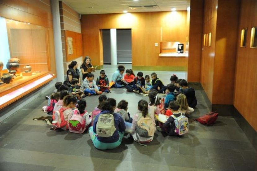 Cueva Pintada propone una visita en torno al libro &lsquo;Arminda y el ataque del corsario&rsquo;