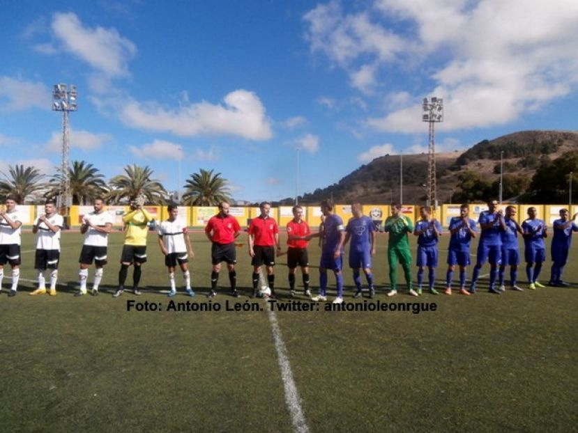 Tercera División: Derrota del Arucas CF en su campo frente a la UD. Ibarra (1-2)