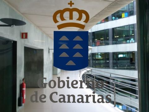 El Gobierno firma con los interinos en huelga y quiere incorporar a los sindicatos