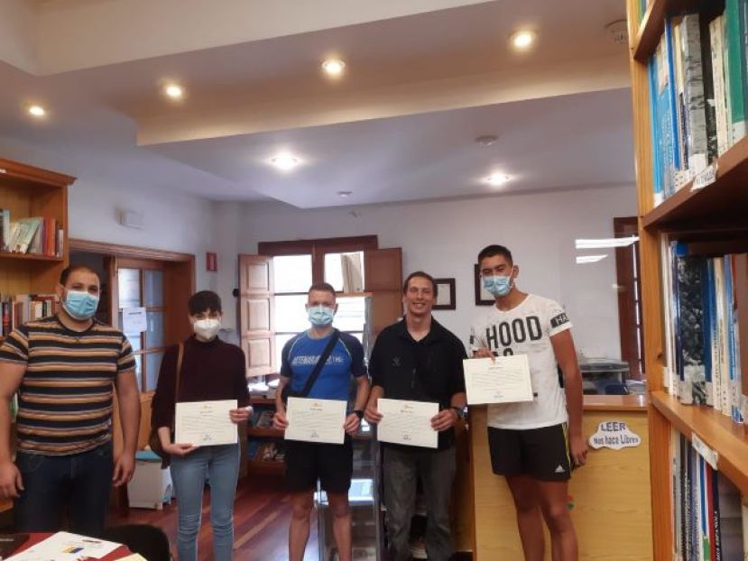 Valleseco: Entrega los certificados en socorrismo acuático y primeros auxilios