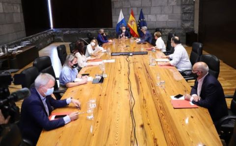 El Gobierno decide prorrogar la limitaci&oacute;n de grupos de personas y pedir&aacute; la renovaci&oacute;n del aval del TSJC