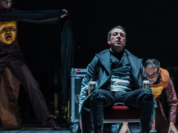 Cita en el Cuy&aacute;s con el Teatro de los geniales Ron Lal&aacute;