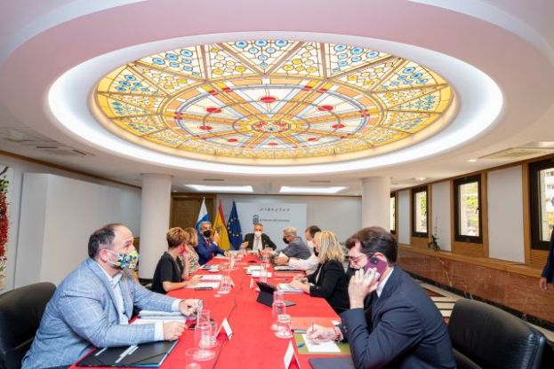 El Gobierno autoriza el funcionamiento de los establecimientos de ocio nocturno