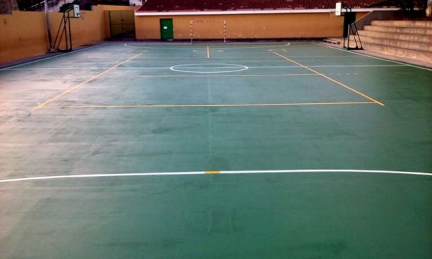 Gáldar: El Ayuntamiento acondiciona la cancha del Colegio de San Isidro