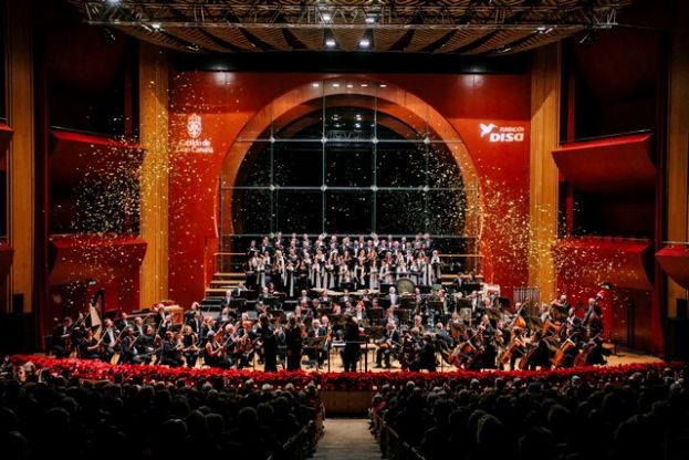 LA ORQUESTA FILARM&Oacute;NICA DE GRAN CANARIA LLEN&Oacute; DE SONRISAS EL CONCIERTO DE NAVIDAD DEL CABILDO DE GRAN CANARIA Y LA FUNDACI&Oacute;N DISA