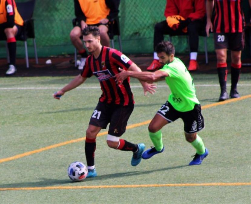 Futbol 3ª División: El Viera se topa con los once metros ante el Gran Tarajal (2-3)