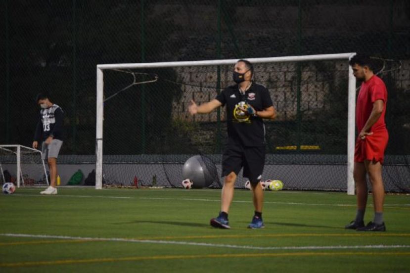 F&uacute;tbol 3&ordf; Divisi&oacute;n: Mois&eacute;s D&iacute;az no continuar&aacute; al frente de la UD Gu&iacute;a