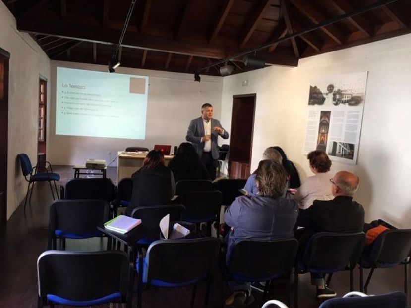 La Gomera: 25 establecimientos se forman con el plan para la restauraci&oacute;n