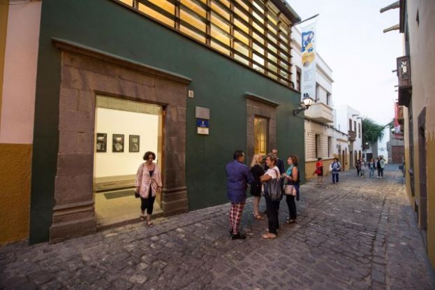 Taller art&iacute;stico sobre los principios del volumen, la figuraci&oacute;n y la abstracci&oacute;n