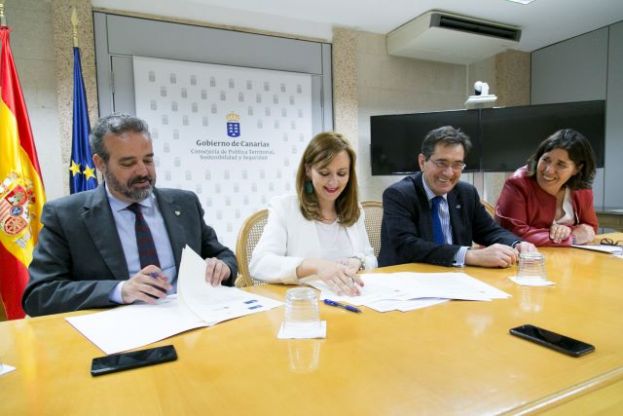 Pol&iacute;tica Territorial firma un convenio con las universidades p&uacute;blicas canarias
