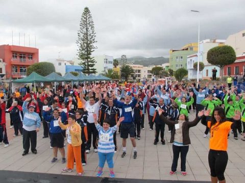 Guía: Más de 400 personas en la II Carrera Popular para Personas con Discapacidad