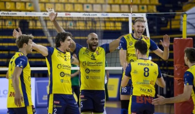 La Consejería de Deportes del Cabildo felicita al CV Guaguas &#039;Campeón de la Superliga&#039;