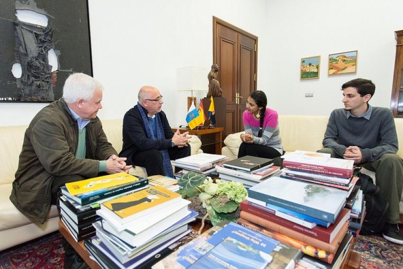 El Cabildo apoya a Laura Z&uacute;&ntilde;iga en la b&uacute;squeda de los autores intelectuales del asesinato de su madre, Berta C&aacute;ceres