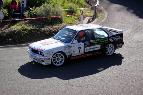 Quintino y García completan un duro Rallye de Santa Brígida