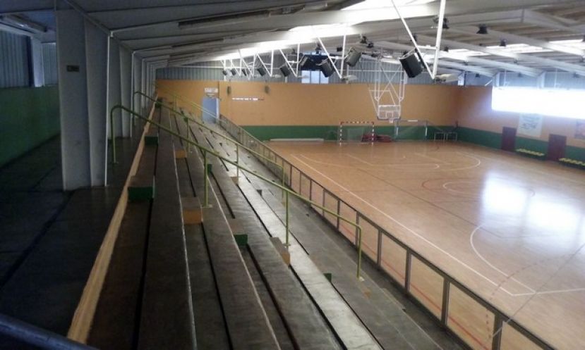Gáldar: El Ayuntamiento dotará de butacas al Polideportivo Municipal Juan Vega
