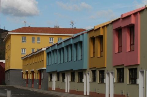 Vivienda rehabilitar&aacute; m&aacute;s de 1.300 viviendas p&uacute;blicas con una inversi&oacute;n de 1,1 millones de euros de fondos Feder