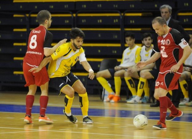 F&uacute;tbol Sala: El Gran Canaria encaja una derrota frente al Puertollano (2-3)