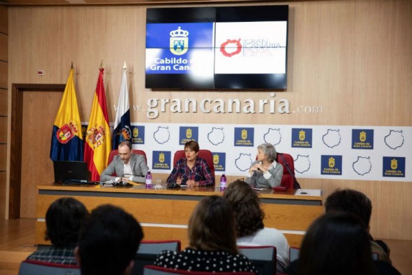 El Cabildo y Moda Espa&ntilde;a forman a una veintena de marcas en gesti&oacute;n econ&oacute;mica, venta y producci&oacute;n textil