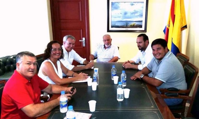 El Ayuntamiento pone freno a la privatización de playa Mogán