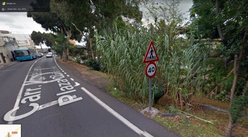 Cs Santa Br&iacute;gida pide que se reubique la parada de guaguas de la plaza Do&ntilde;a Luisa