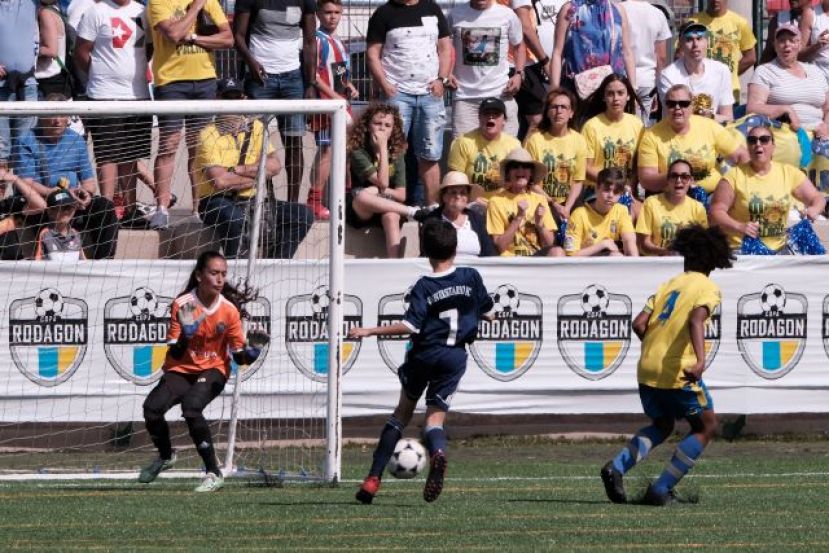 El fútbol femenino se abre paso en la Maspalomas Cup 2020