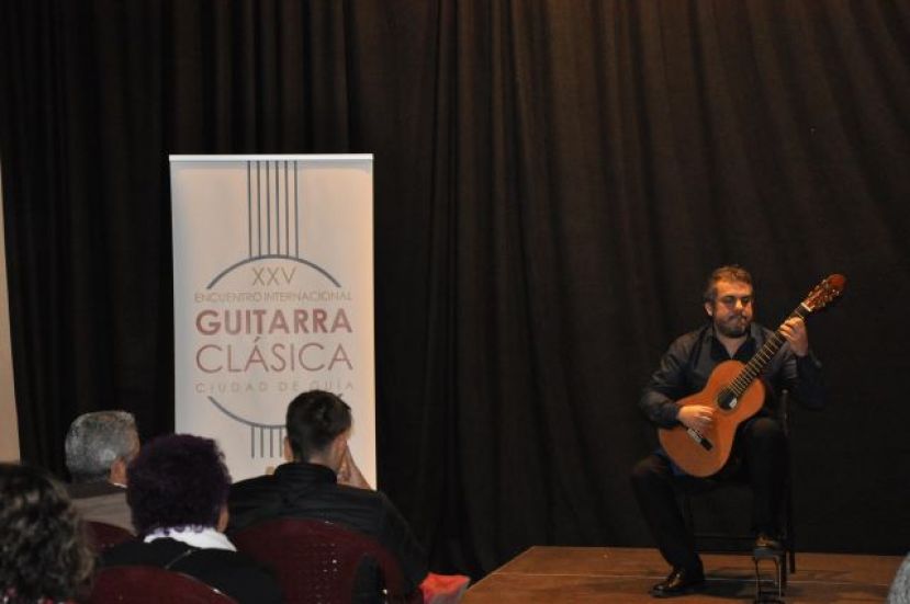 Javier Somoza ofreció el 2º concierto del XXV Encuentro Internacional de Guitarra