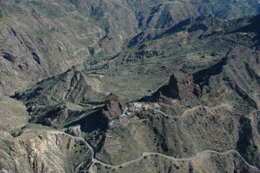 Licitados por 568.000 euros la mejora del asentamiento de El Roque-Cuevas del Rey