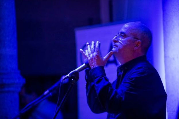 M&uacute;sica y poes&iacute;a &lsquo;10.000 Kil&oacute;metros&rsquo;, en homenaje a Jack Beng-Thi.en el CAAM