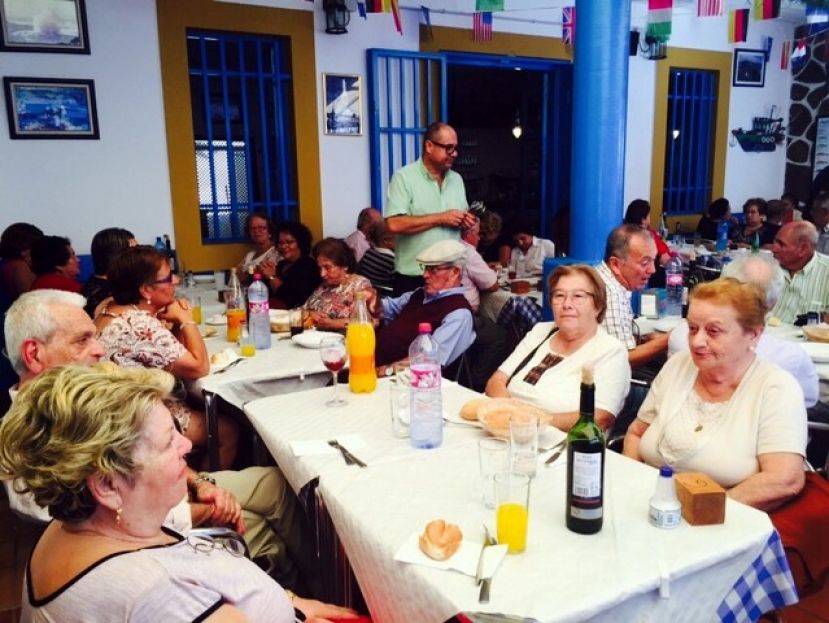 El Centro de Mayores de Agaete celebr&oacute; un almuerzo navide&ntilde;o