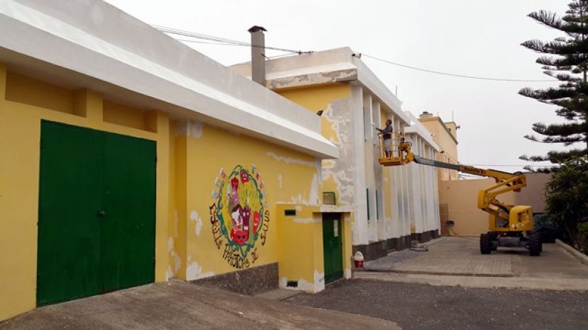 Se ejecuta el acondicionamiento de los centros educativos en Santa María de Guía