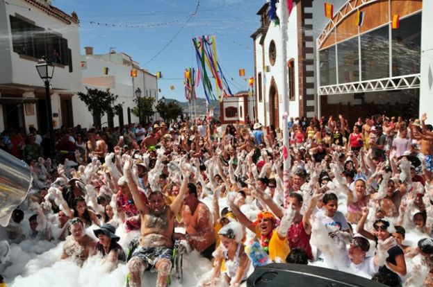 Artenara vive el fin de semana grande de La Cuevita