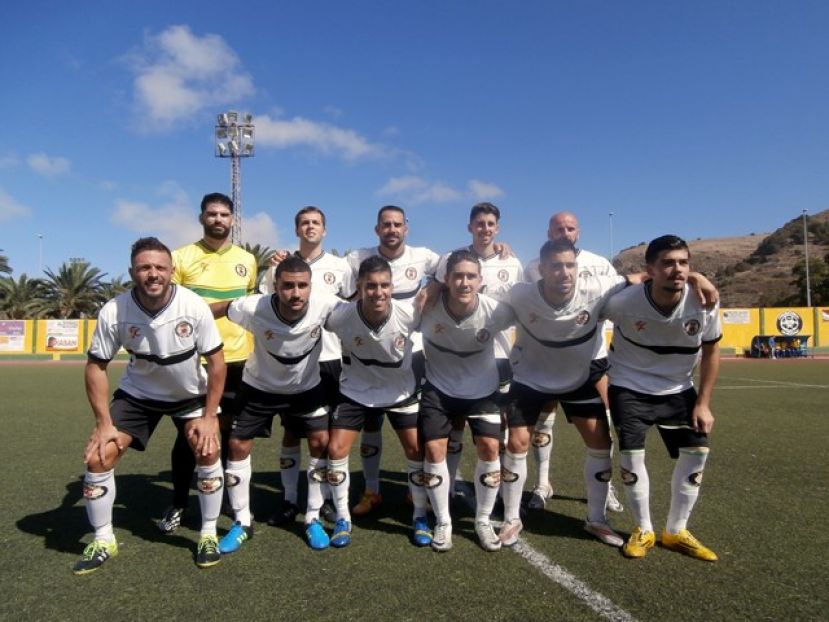 Fútbol 3ª División: Debut con victoria del Arucas frente al Cruz Santa (2-0)