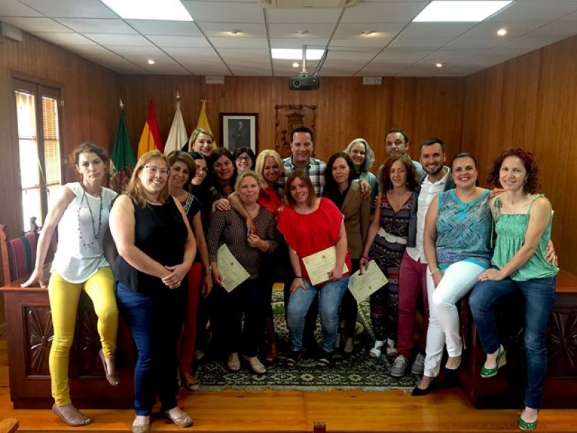 Moya: La Escuela Potenciadora de Mujeres clausura con éxito la primera promoción